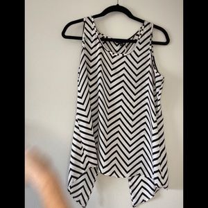 Express Split Back Tank Size M